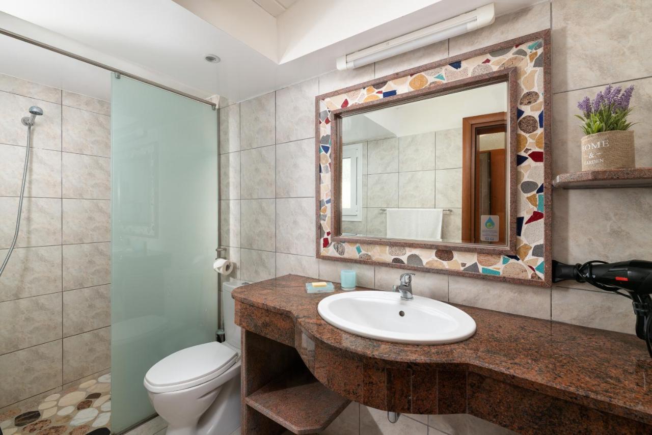 Elefteria Apts & Suites โคลิมเบีย ภายนอก รูปภาพ